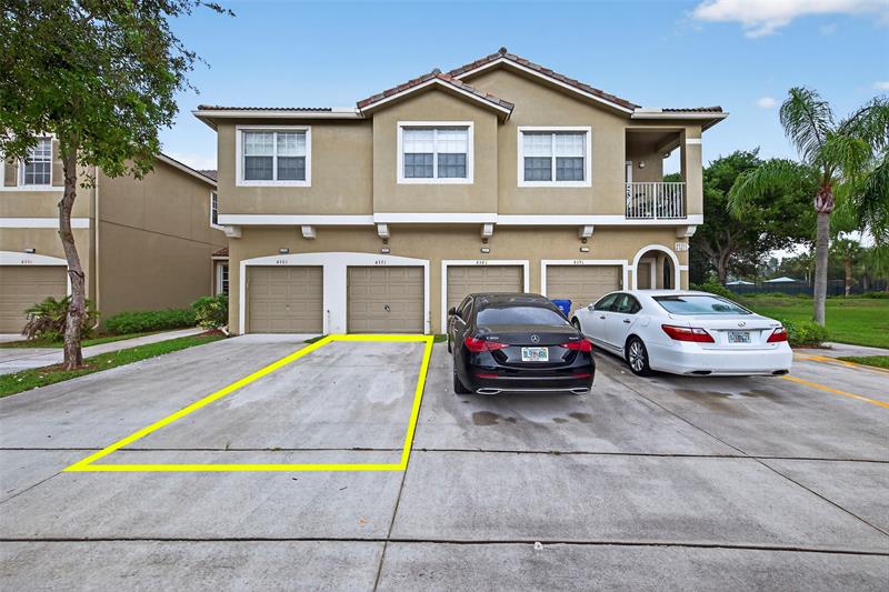 Image 11 of 33 For 4371 131st Ln