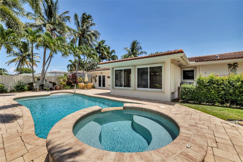 Details for 2141 52nd St, Fort Lauderdale, FL 33308