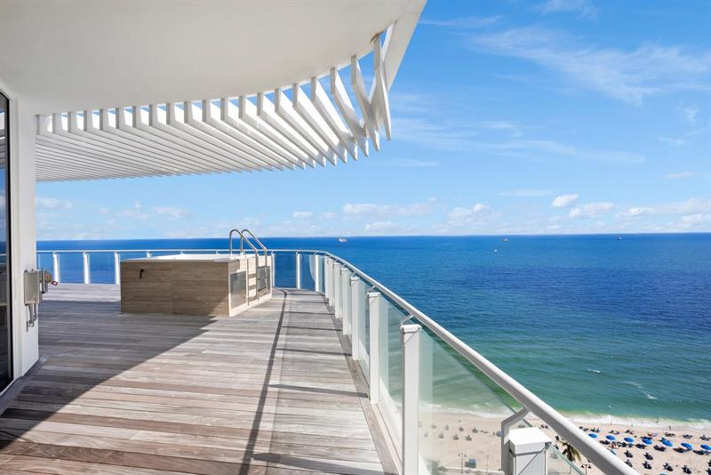 Image 21 of 38 For 525 Fort Lauderdale Beach Blvd  1701