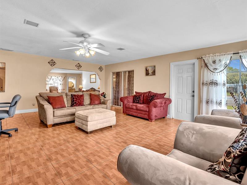 Image 30 of 53 For 4220 49th Ave