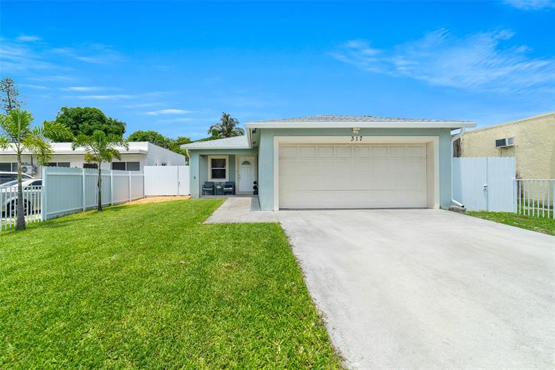 Details for 317 Swain Blvd, Greenacres, FL 33463