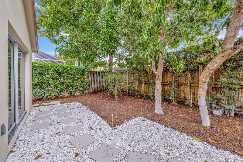 Image 50 of 64 For 540 167th Ter