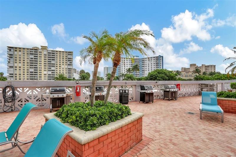 Image 49 of 53 For 405 Ocean Blvd  1124