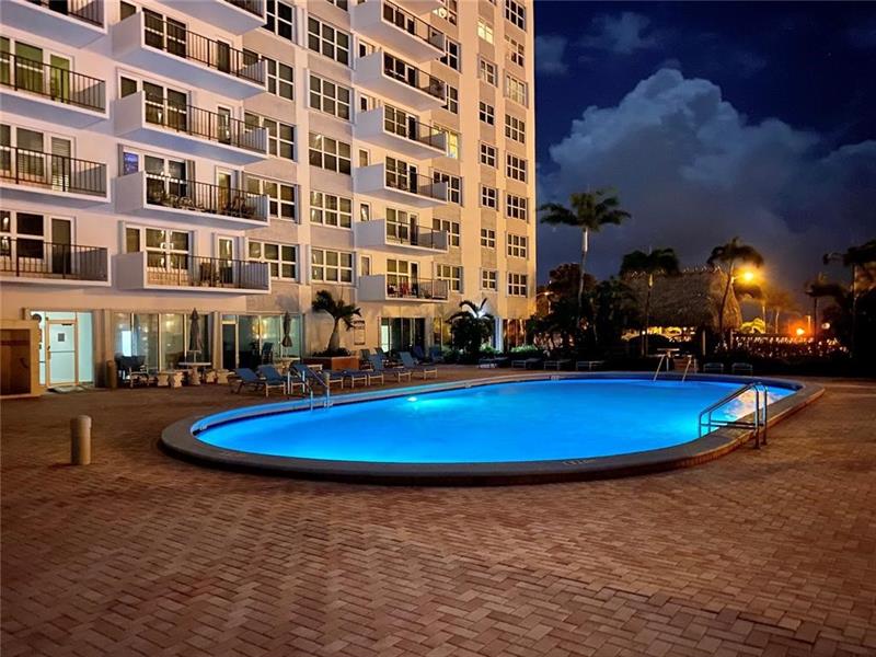 Image 50 of 53 For 405 Ocean Blvd  1124