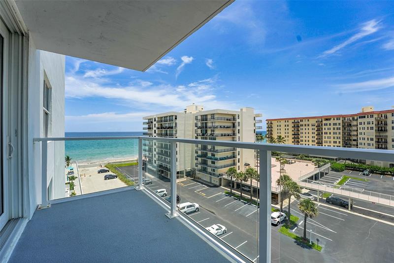 Image 13 of 43 For 3450 Ocean Boulevard  6180