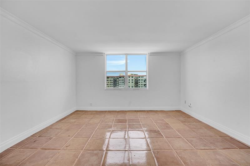 Image 22 of 43 For 3450 Ocean Boulevard  6180