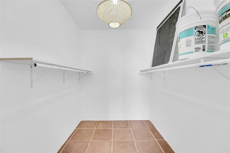 Image 24 of 43 For 3450 Ocean Boulevard  6180