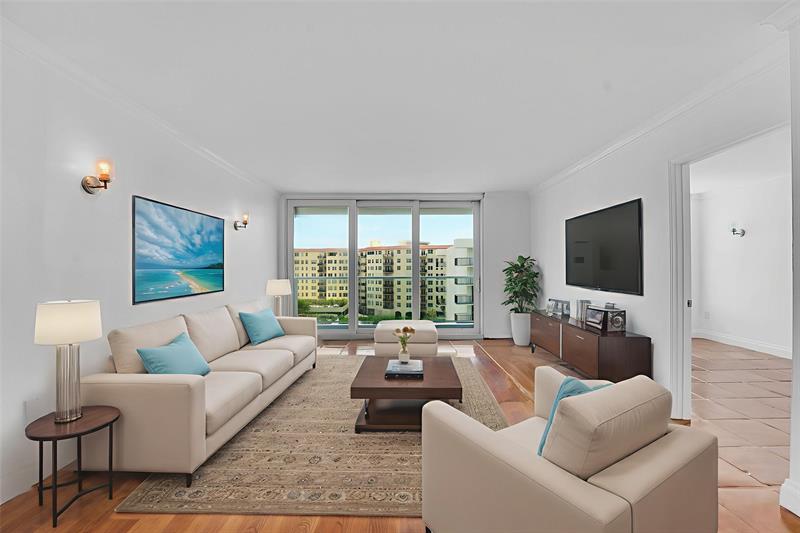 Image 3 of 43 For 3450 Ocean Boulevard  6180