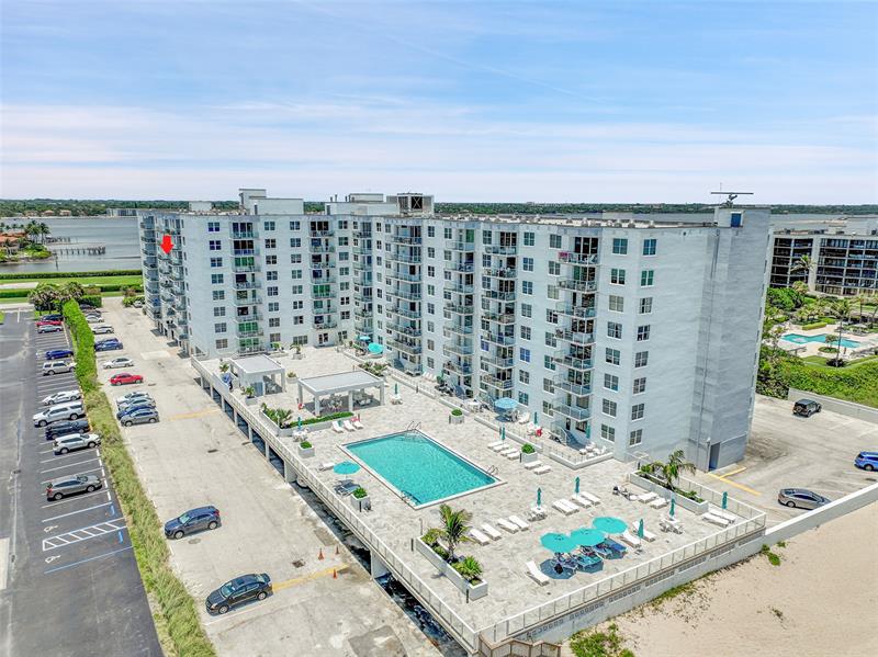 Image 6 of 43 For 3450 Ocean Boulevard  6180