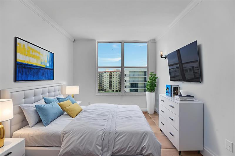 Image 7 of 43 For 3450 Ocean Boulevard  6180
