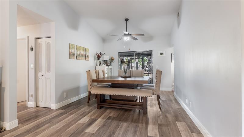 Image 7 of 22 For 3220 93rd Ave