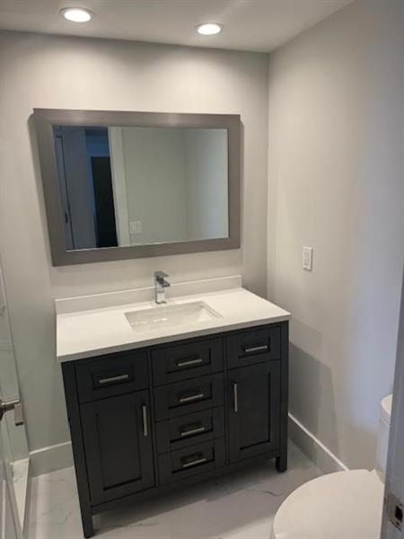 Image 16 of 40 For 4020 Galt Ocean Dr  1707