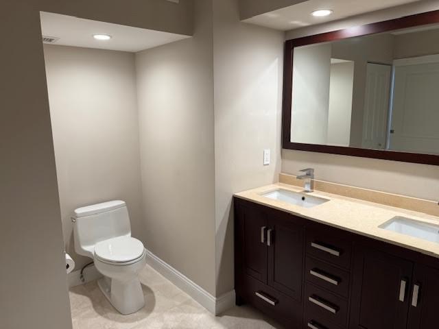 Image 19 of 40 For 4020 Galt Ocean Dr  1707