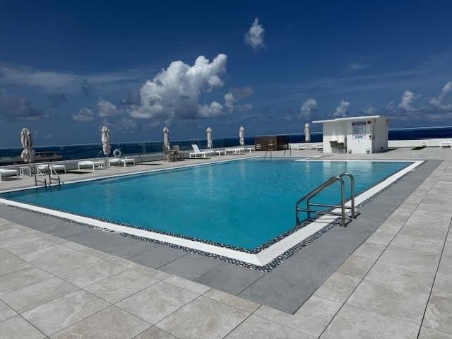 Image 36 of 40 For 4020 Galt Ocean Dr  1707
