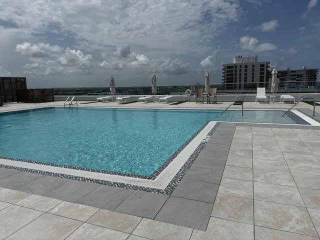 Image 37 of 40 For 4020 Galt Ocean Dr  1707