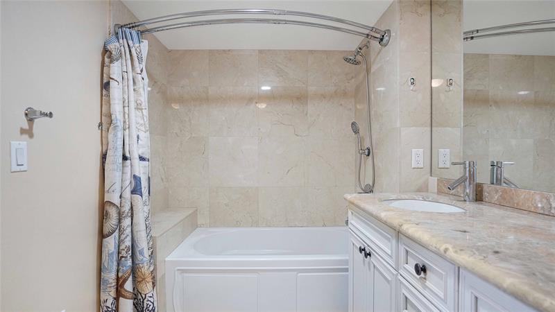 Image 36 of 67 For 4020 Galt Ocean Dr  501