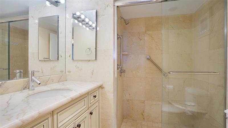 Image 41 of 67 For 4020 Galt Ocean Dr  501