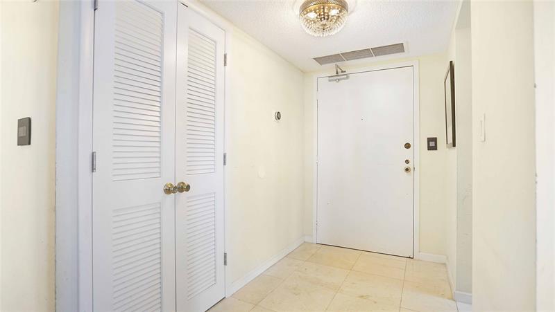 Image 43 of 67 For 4020 Galt Ocean Dr  501