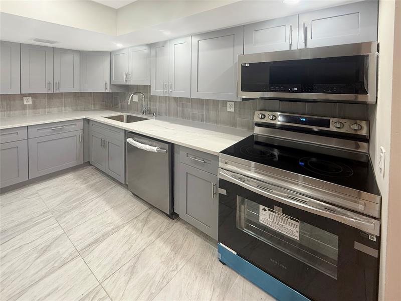 Image 5 of 14 For 5922 21st St  48e