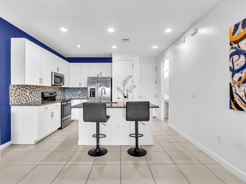 Image 8 of 21 For 2182 6 Street