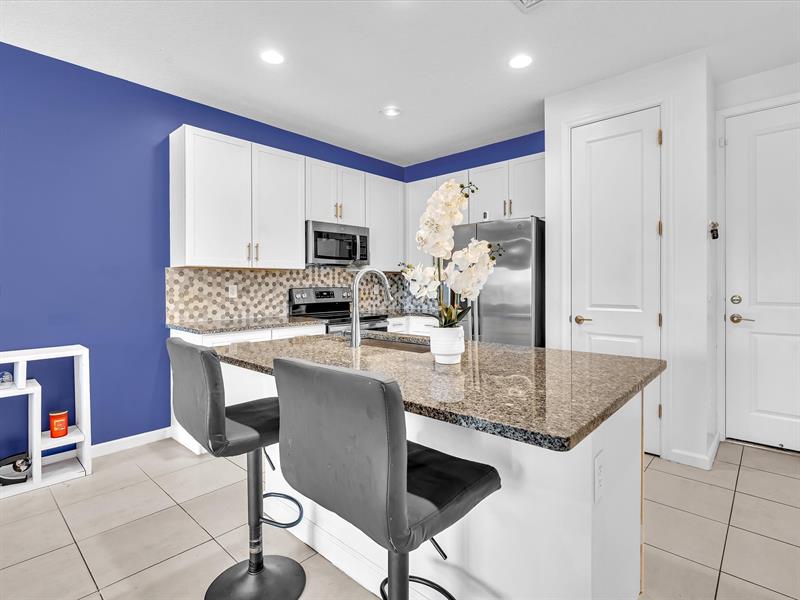 Image 9 of 21 For 2182 6 Street