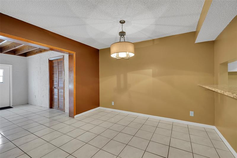 Image 15 of 38 For 1629 80th Ave  D