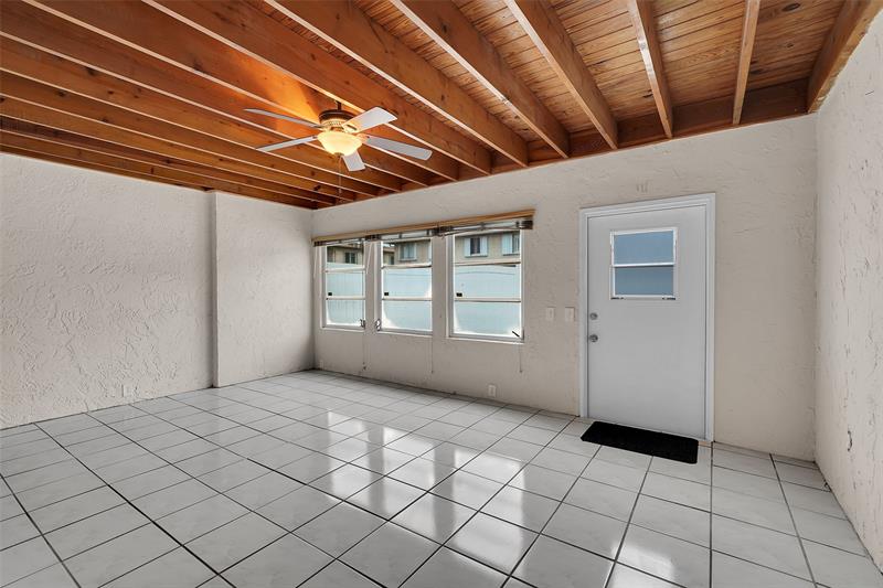 Image 23 of 38 For 1629 80th Ave  D