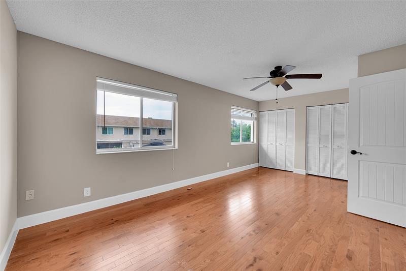 Image 24 of 38 For 1629 80th Ave  D