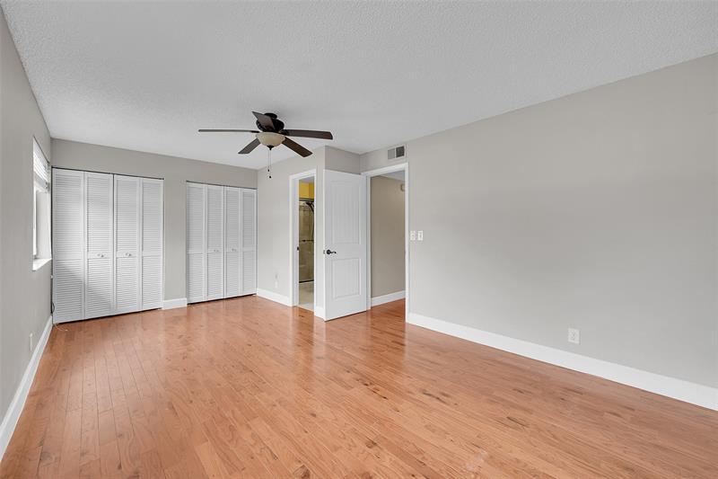 Image 25 of 38 For 1629 80th Ave  D