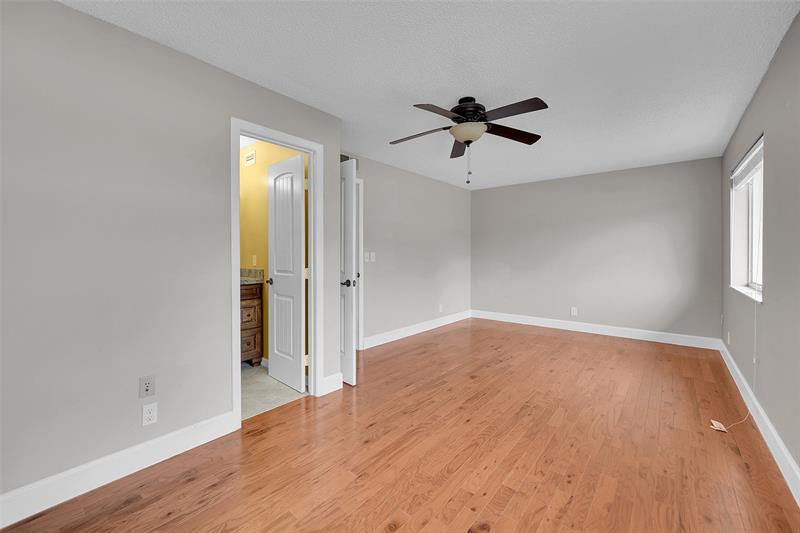 Image 26 of 38 For 1629 80th Ave  D
