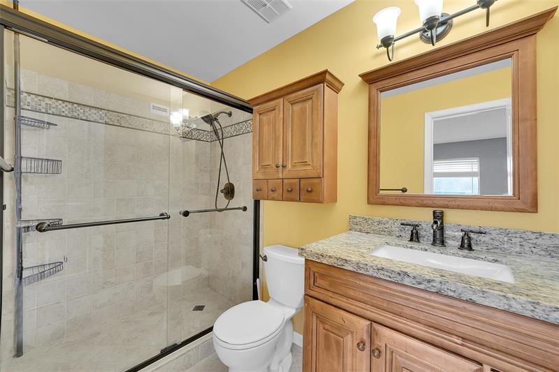 Image 27 of 38 For 1629 80th Ave  D