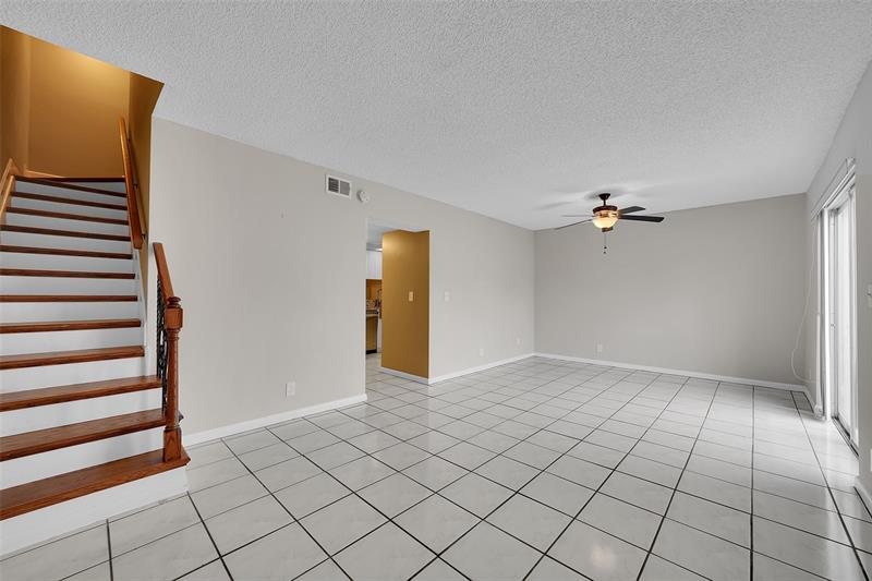 Image 6 of 38 For 1629 80th Ave  D