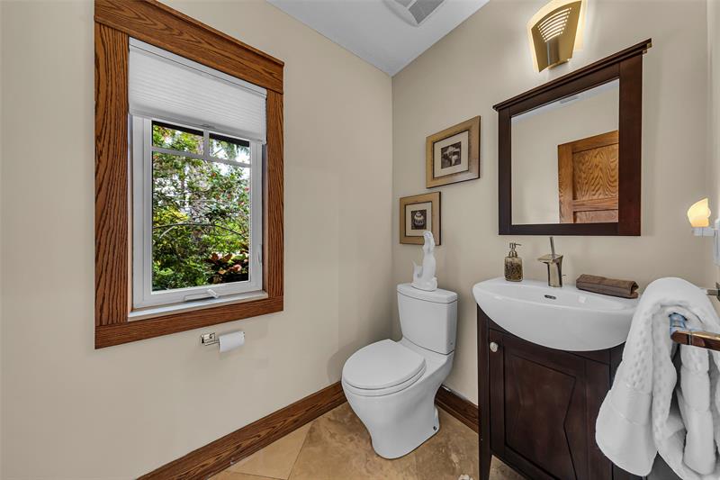Image 45 of 87 For 701 24th St  
