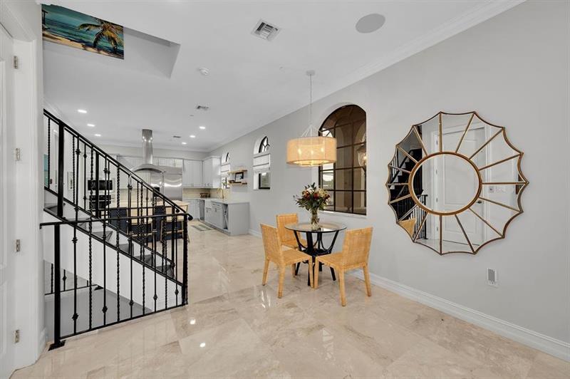 Image 22 of 41 For 2260 7 Street