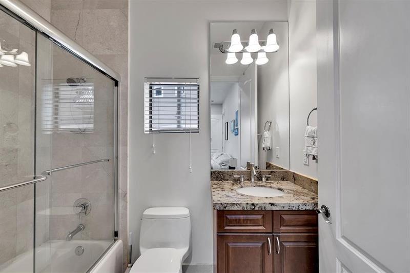 Image 38 of 41 For 2260 7 Street