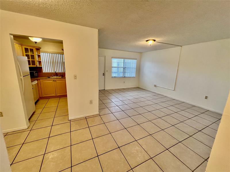 Image 12 of 18 For 13500 3rd Ct  412