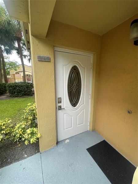 Image 5 of 26 For 7930 7th St  101