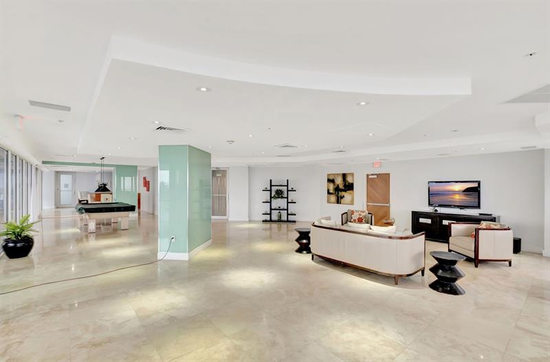 Image 34 of 37 For 6301 Collins Ave  2603