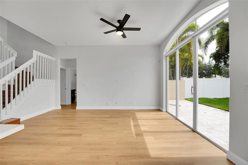 Image 17 of 57 For 5056 Sancerre Cir