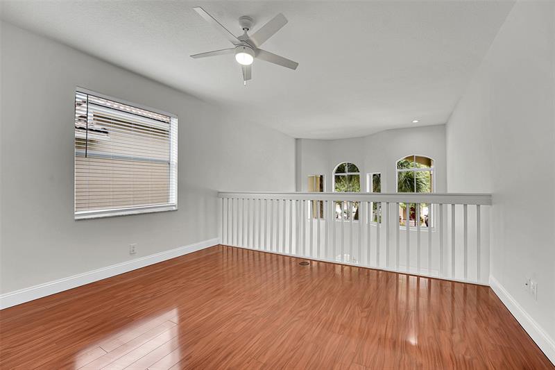 Image 22 of 57 For 5056 Sancerre Cir