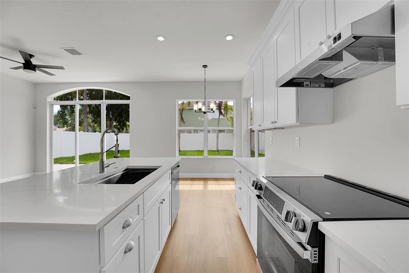 Image 7 of 57 For 5056 Sancerre Cir