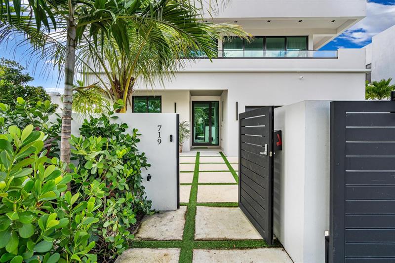 Details for 719 Victoria Park Rd, Fort Lauderdale, FL 33304