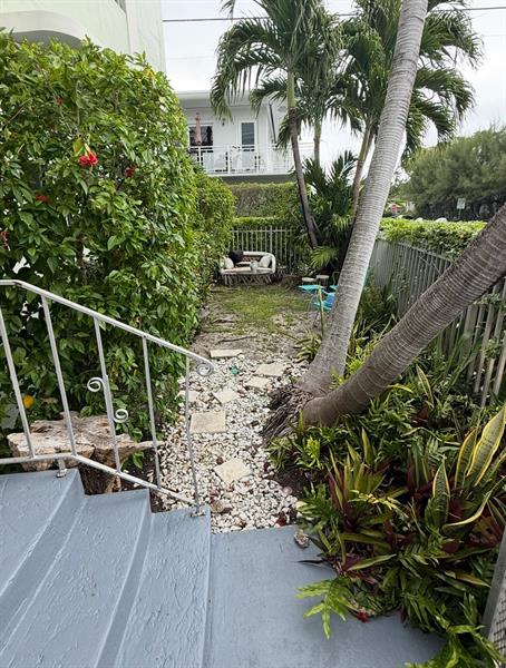 Image 3 of 14 For 935 10th St  1