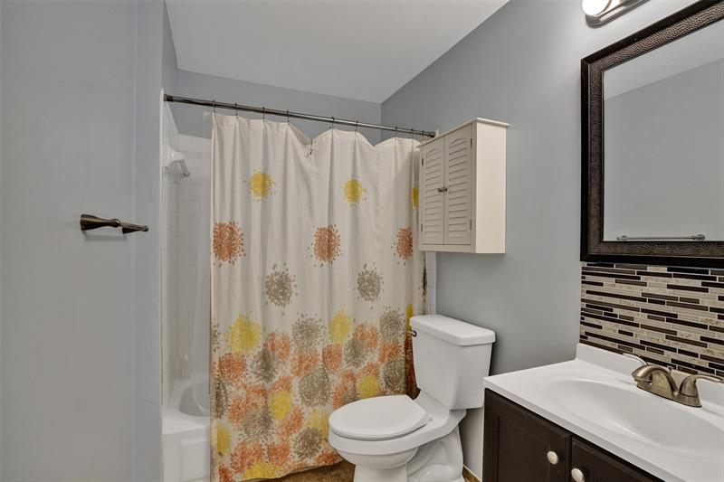 Image 19 of 32 For 839 Falling Water Rd