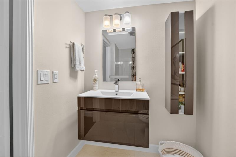 Image 22 of 28 For 9193 Pecky Cypress Ln  6d