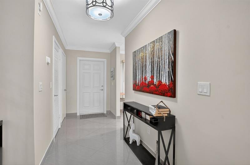Image 4 of 28 For 9193 Pecky Cypress Ln  6d