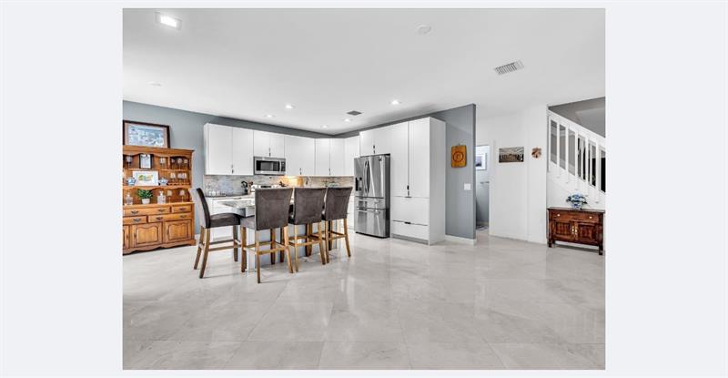 Image 15 of 63 For 5040 Heron Pl