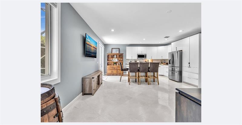 Image 16 of 63 For 5040 Heron Pl