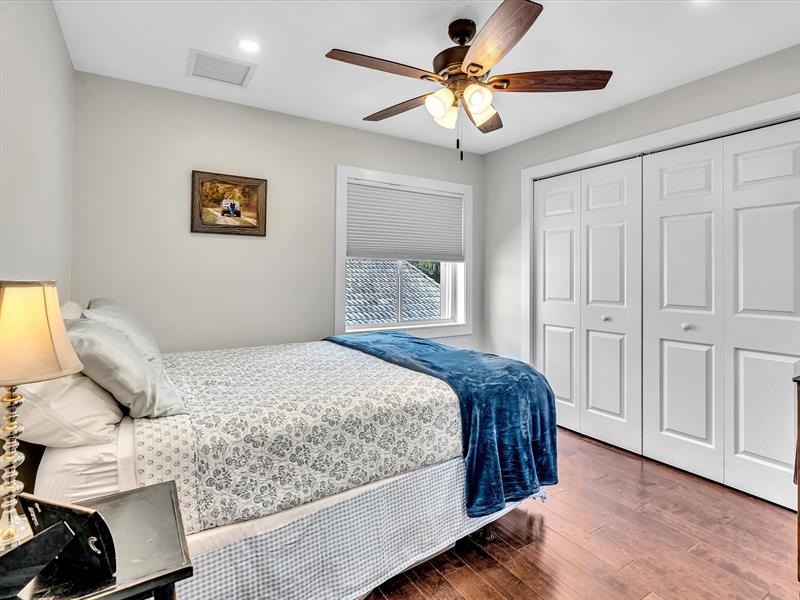 Image 26 of 63 For 5040 Heron Pl