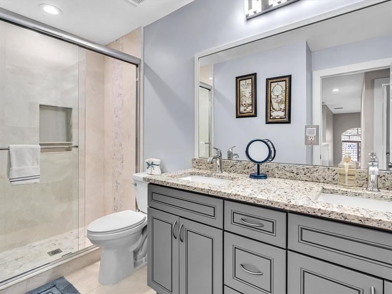Image 32 of 63 For 5040 Heron Pl